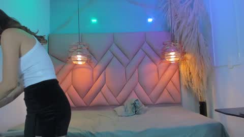 Snapshot of angelaa_cute chatting on 27, 12, 2024 ANGELA online show from 27, 12, 2024