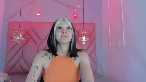 Snapshot of angelaa_cute chatting on 19, 5, 2026 ANGELA online show from 19, 5, 2026
