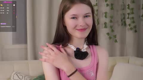 Snapshot of angelabalay chatting on 9, 11, 2025 Mary online show from 9, 11, 2025