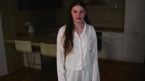 Snapshot of angelalantaff chatting on 1, 12, 2025 Olivia online show from 1, 12, 2025