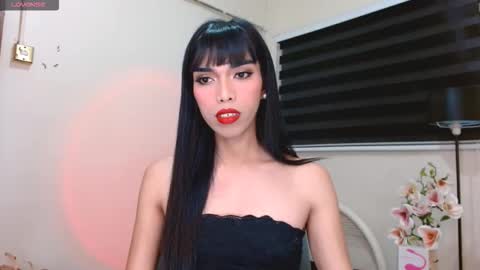 Snapshot of angelamonroe chatting on 2, 12, 2025 SENORITA online show from 2, 12, 2025
