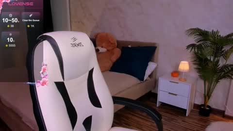 Snapshot of angelanabelle chatting on 13, 11, 2025 angelanabelle online show from 13, 11, 2025