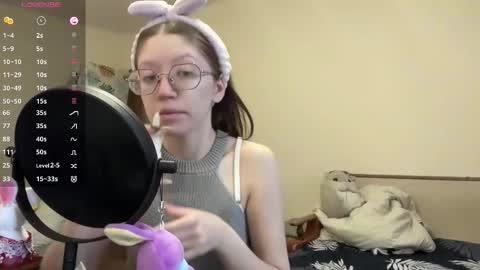Angela online show from 15, 10, 2025