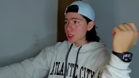 Snapshot of angelbennet_ chatting on 18, 11, 2025 Angel Bennet online show from 18, 11, 2025