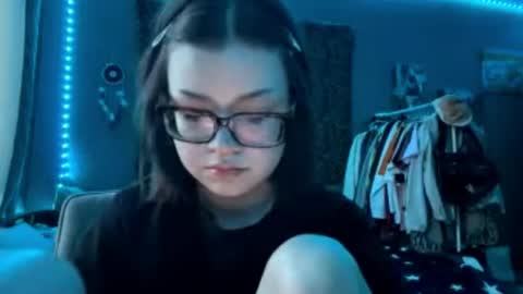 Snapshot of angelcatier chatting on 3, 6, 2026 angelcatier online show from 3, 6, 2026