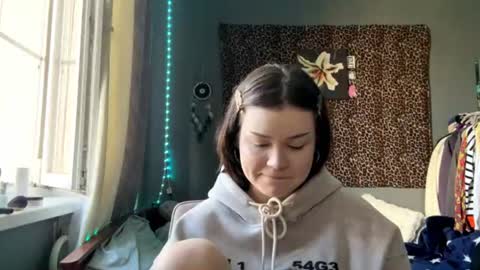 Snapshot of angelcatier chatting on 19, 6, 2026 angelcatier online show from 19, 6, 2026