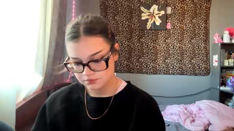 Snapshot of angelcatier chatting on 1, 8, 2026 angelcatier online show from 1, 8, 2026