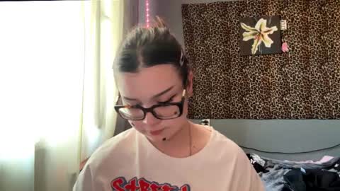 Snapshot of angelcatier chatting on 5, 8, 2026 angelcatier online show from 5, 8, 2026