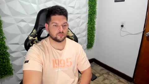 Snapshot of angelcute3 chatting on 8, 2, 2025 angel online show from 8, 2, 2025