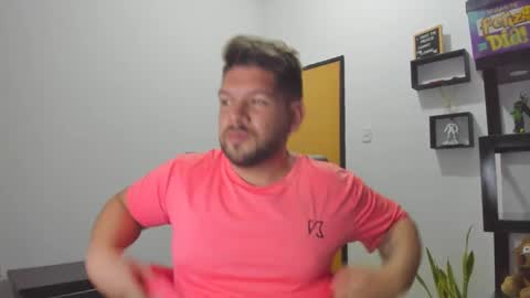 Snapshot of angelcute3 chatting on 4, 10, 2025 angel online show from 4, 10, 2025