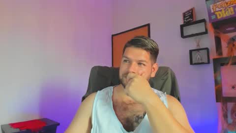 Snapshot of angelcute3 chatting on 31, 10, 2025 angel online show from 31, 10, 2025