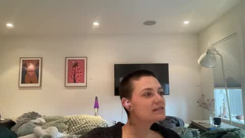 Snapshot of angeleleven11 chatting on 18, 2, 2025 angeleleven11 online show from 18, 2, 2025