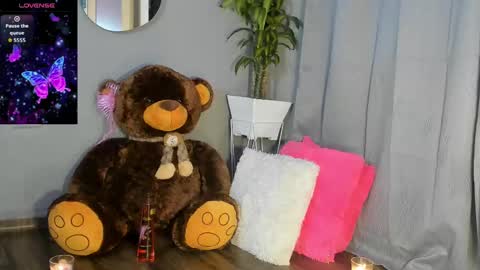 Carolina online show from 25, 9, 2025