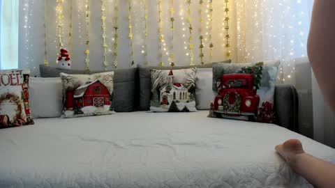 Snapshot of angelicarai chatting on 7, 12, 2024 Angelica Rai online show from 7, 12, 2024