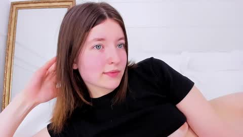 Angelic online show from 18, 2, 2025