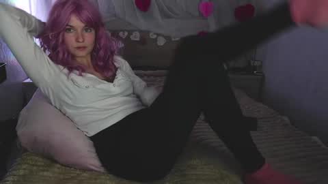 Angelika Rouge online show from 2, 4, 2026