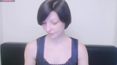 Snapshot of angelinalov_ chatting on 4, 2, 2025 Angelina online show from 4, 2, 2025