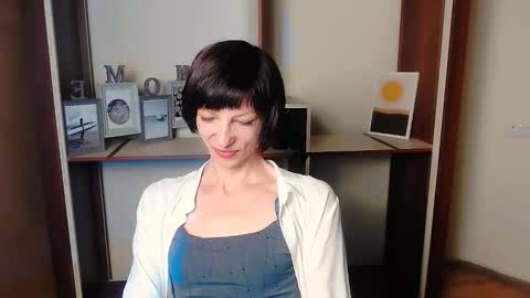 Snapshot of angelinalov_ chatting on 23, 9, 2025 Angelina online show from 23, 9, 2025