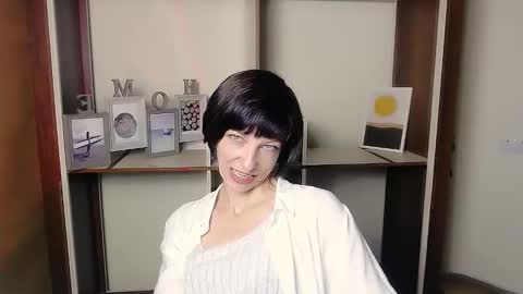 Snapshot of angelinalov_ chatting on 26, 9, 2025 Angelina online show from 26, 9, 2025