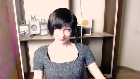 Angelina online show from 28, 11, 2025