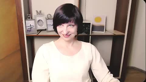 Angelina online show from 31, 3, 2026