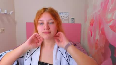 AngelinaLow online show from 18, 4, 2026