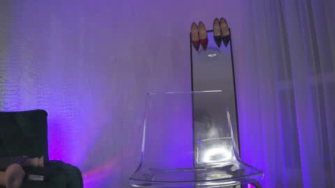 Angelina online show from 6, 1, 2025