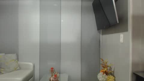 Snapshot of angelinna_12 chatting on 23, 9, 2025 angelinna_12 online show from 23, 9, 2025