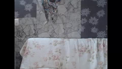 Snapshot of angelitaa_hot chatting on 2, 12, 2024 angela online show from 2, 12, 2024