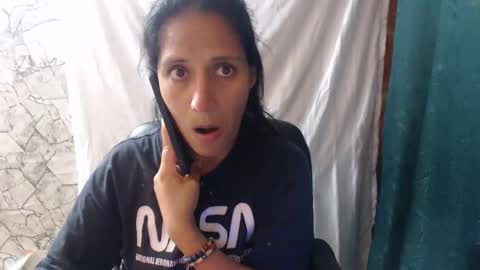 Snapshot of angelitaa_hot chatting on 17, 11, 2025 angela online show from 17, 11, 2025