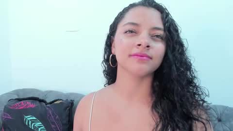 Snapshot of angelitafrodita chatting on 6, 11, 2025 A F R O D I T A online show from 6, 11, 2025