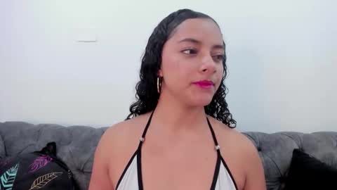 Snapshot of angelitafrodita chatting on 14, 11, 2025 A F R O D I T A online show from 14, 11, 2025