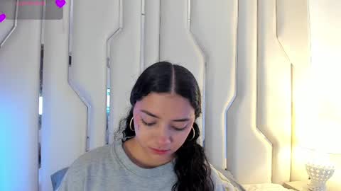 A F R O D I T A online show from 12, 5, 2026