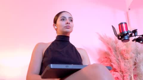 Angel online show from 28, 2, 2025