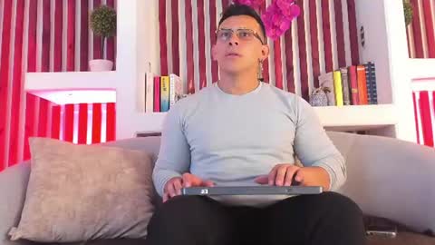 angell_rodriguez online show from 15, 6, 2026