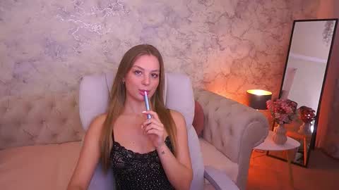 angelleyess online show from 17, 12, 2025