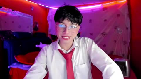 Snapshot of angellonfire chatting on 19, 9, 2025 Angel  online show from 19, 9, 2025