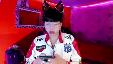 Snapshot of angellonfire chatting on 12, 10, 2025 Angel  online show from 12, 10, 2025