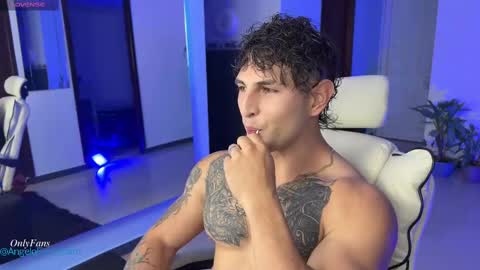 Angelo Ferro online show from 23, 2, 2025