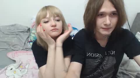 Snapshot of angelofporncouple chatting on 6, 11, 2025 Eva online show from 6, 11, 2025