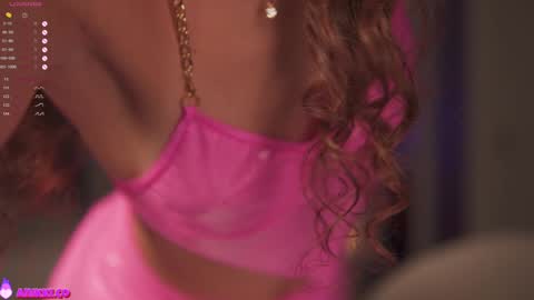 Snapshot of angels_kiss chatting on 16, 11, 2025 Nikki online show from 16, 11, 2025