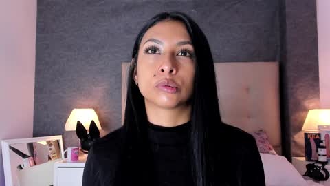 Angela online show from 4, 2, 2025