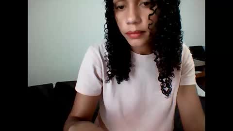 Snapshot of angelsexy888 chatting on 17, 10, 2025 angelsexy888 online show from 17, 10, 2025
