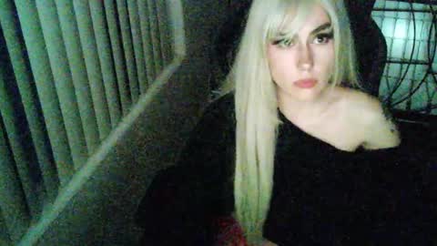 Angelwilde00 online show from 22, 9, 2025