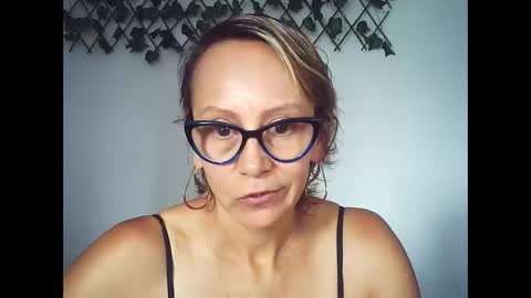 angelycute476334 online show from 26, 1, 2025