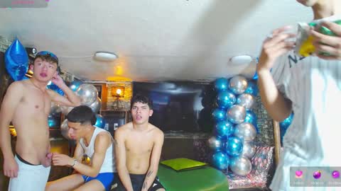 Snapshot of anghelytos chatting on 8, 12, 2024 anghelytos online show from 8, 12, 2024