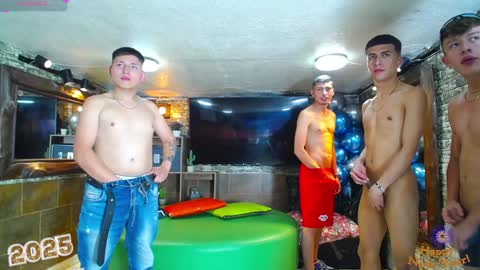 Snapshot of anghelytos chatting on 20, 12, 2024 anghelytos online show from 20, 12, 2024