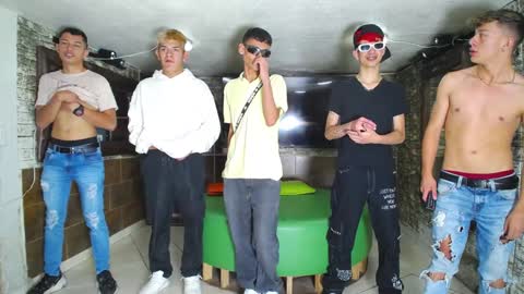 Snapshot of anghelytos chatting on 7, 1, 2025 anghelytos online show from 7, 1, 2025