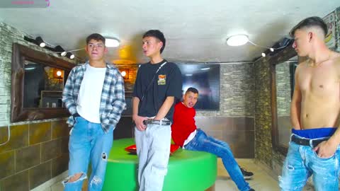 Snapshot of anghelytos chatting on 11, 1, 2025 anghelytos online show from 11, 1, 2025