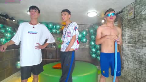 Snapshot of anghelytos chatting on 7, 2, 2025 anghelytos online show from 7, 2, 2025